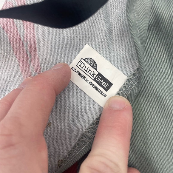 ThinkGeek zombie apron Preowned - Picture 2 of 3